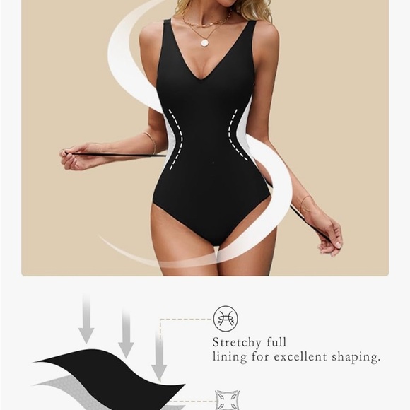 Chic Black and White Women's One-Piece Swimsuit - Picture 5 of 9